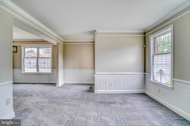 Building Photo - 9902 Player Dr