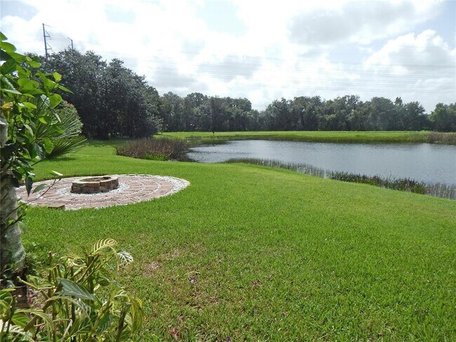 Building Photo - 6367 Bridgecrest Dr