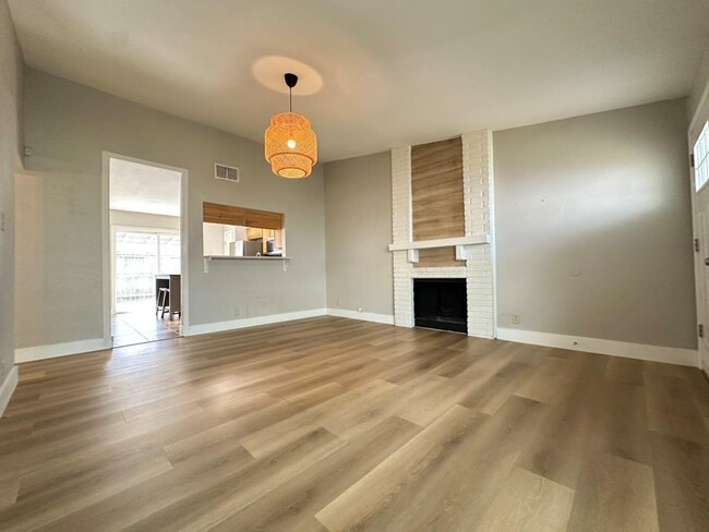 Building Photo - 6713 West Gate Blvd