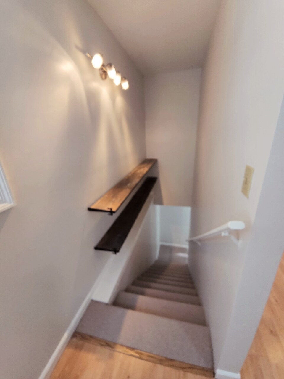 Building Photo - 101 Mandalay Rd