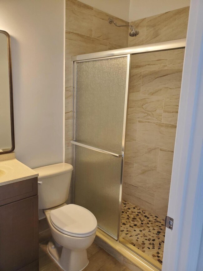 Building Photo - 2227 Shoma Dr