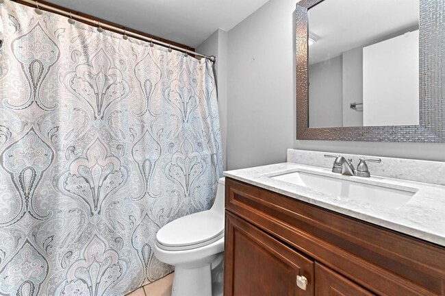 Building Photo - 146 Heritage Way