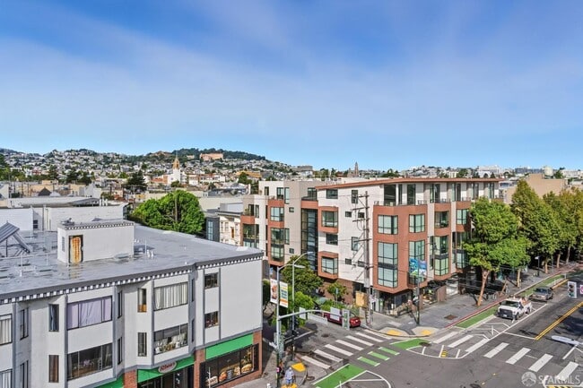 Building Photo - 811 Valencia St