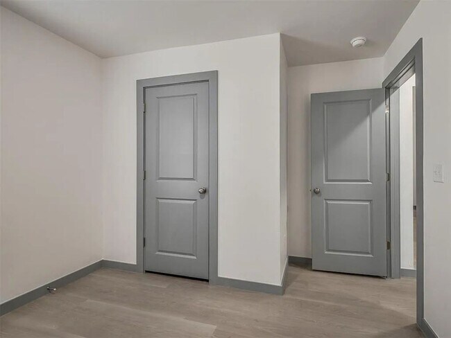 Building Photo - Turnkey 3-Bedroom Home in NW OKC – Perfect for Pets!