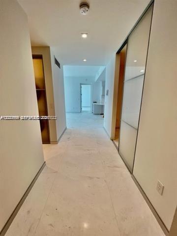 Building Photo - 16901 Collins Ave