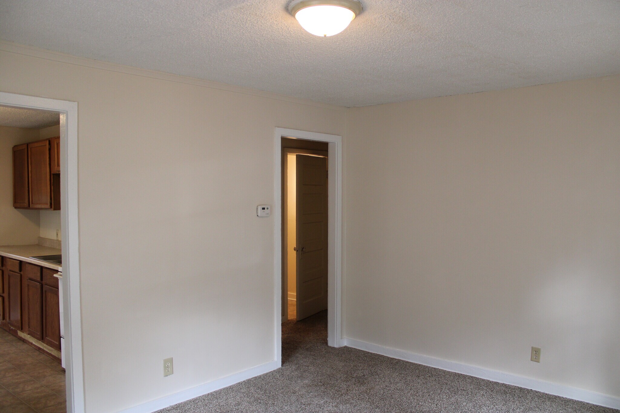 Building Photo - 4347 E Bayley St