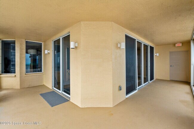 Building Photo - 1095 Jimmy Buffett Mem Hwy