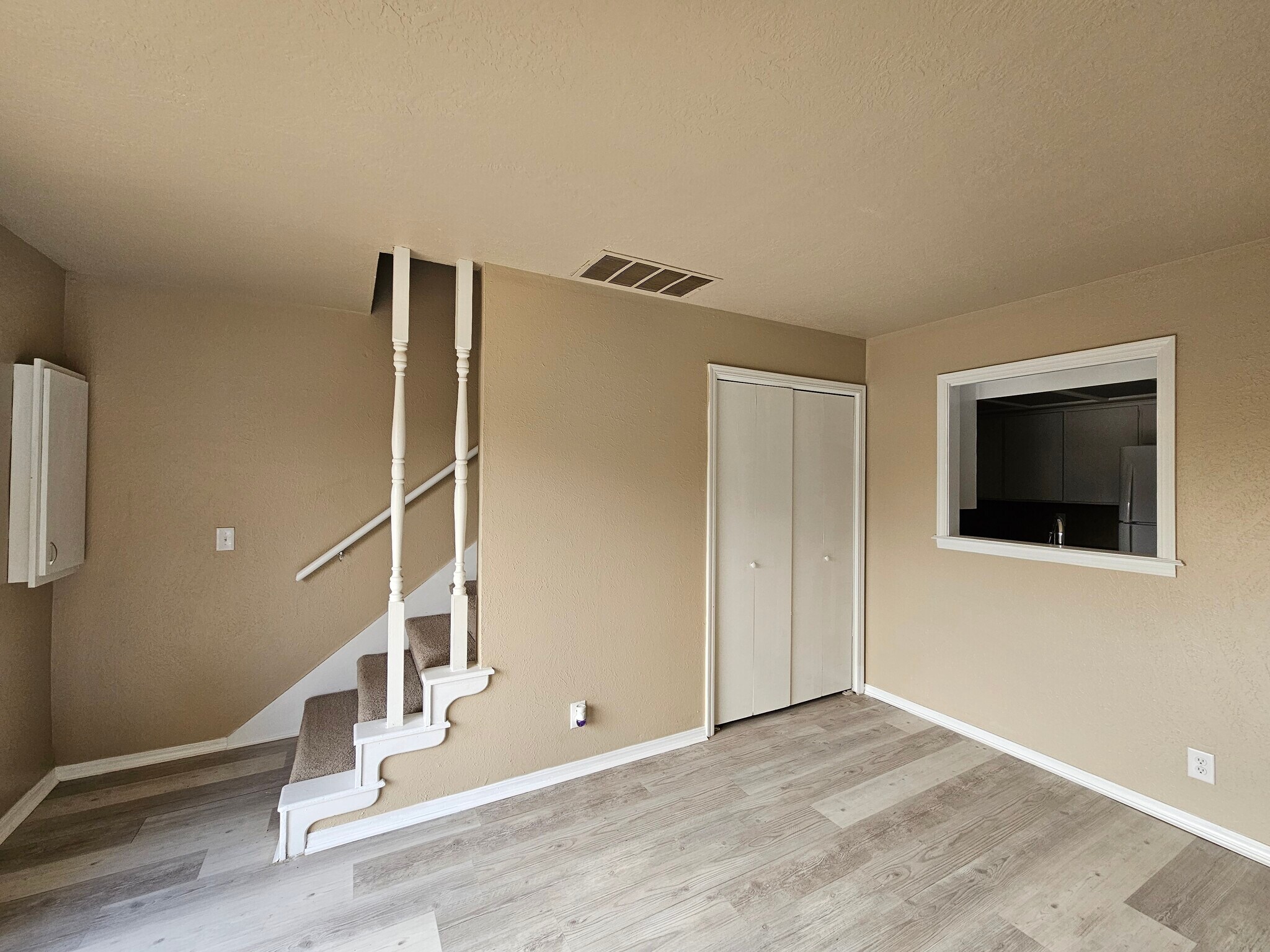 Building Photo - 3808 Quail Run Cir