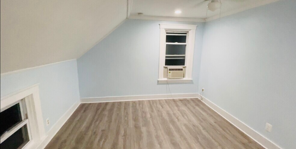 Building Photo - 23 Everett Ave