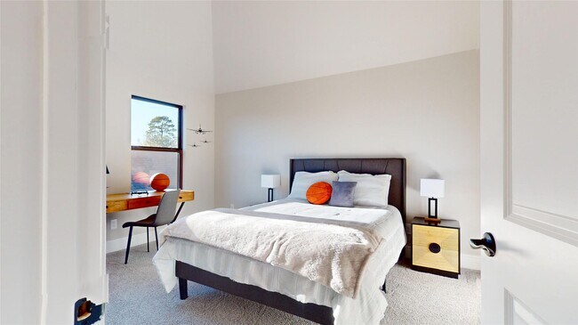 Building Photo - 8305 Greenleaf Ridge Way