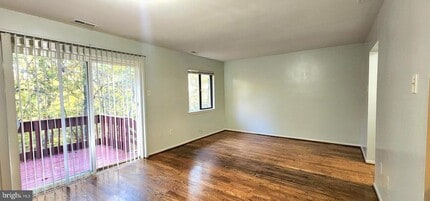 Building Photo - 1219 Marcy Ave