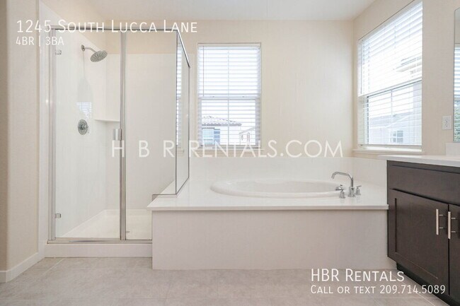 Building Photo - 1245 S Lucca Ln