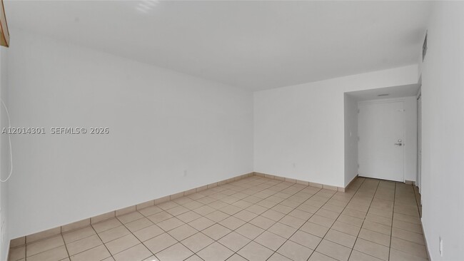Building Photo - 9390 W Flagler St