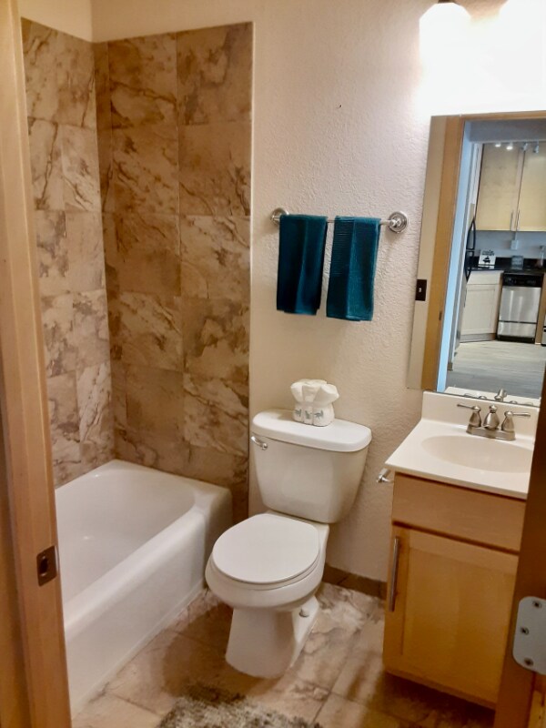 Building Photo - 2532 1st Ave S