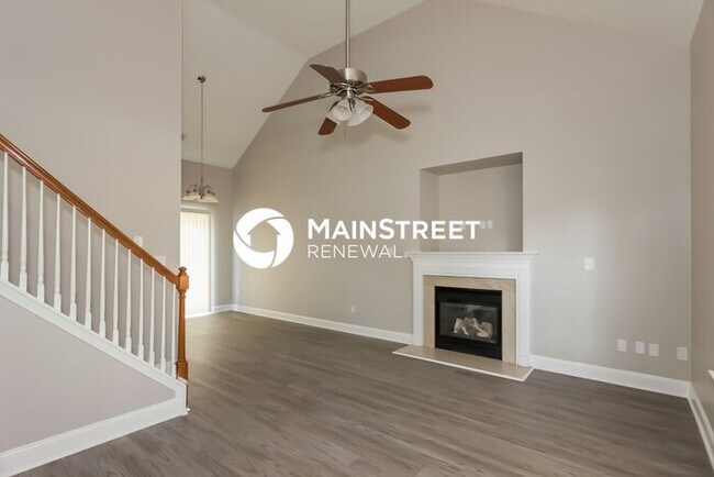 Building Photo - 3 Bedroom Pet-Friendly Home in Gastonia, NC with Main Street Renewal