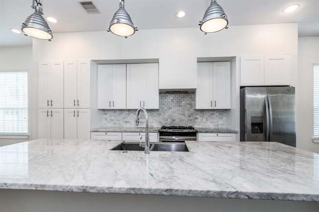 Building Photo - 1721 Thompson St