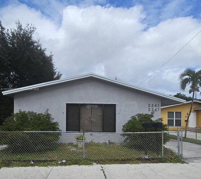 Primary Photo - 2245 Freedom St
