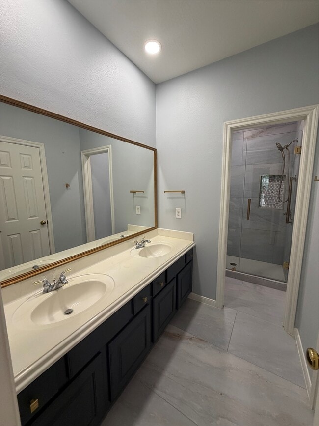 Building Photo - 13722 Aspen Cove Dr
