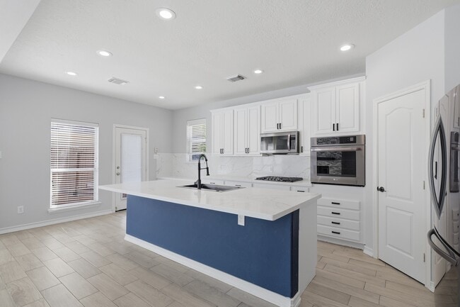 Building Photo - 19114 Canyon Vista Ct