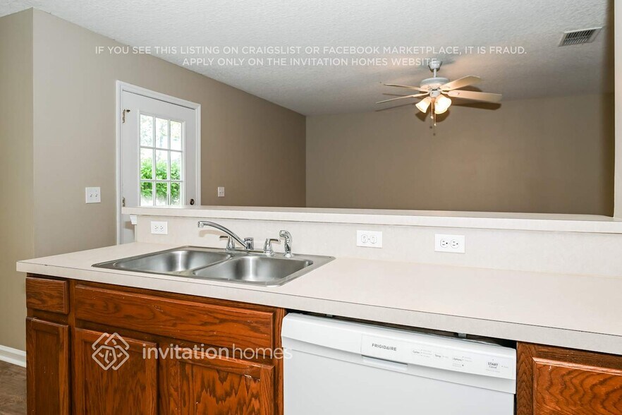 Building Photo - 2408 Woodstork Ct