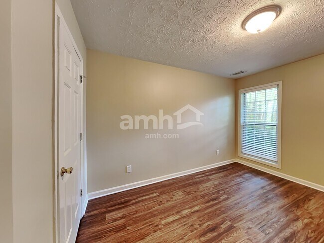 Building Photo - 2740 Avalon Meadows Ln