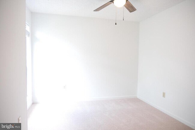 Building Photo - 6941 Mary Caroline Cir