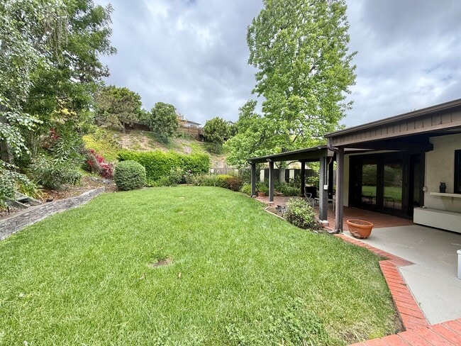 Building Photo - 4 Bedroom Home in Del Cerro with SOLAR!!