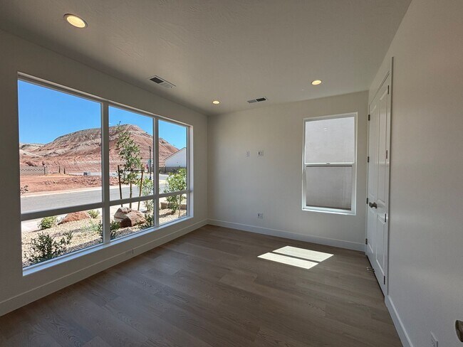 Building Photo - BRAND NEW 4 BEDROOM HOME OR RENT!
