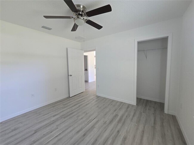 Building Photo - 1781 NE 6th Ave