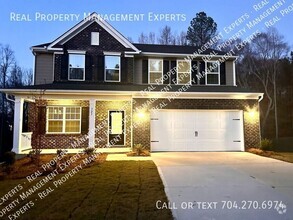 Building Photo - Stunning 4BR/2.5BA home in Troutman!