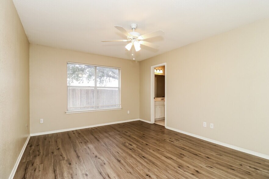 Building Photo - 5927 Rock Meadow Trail