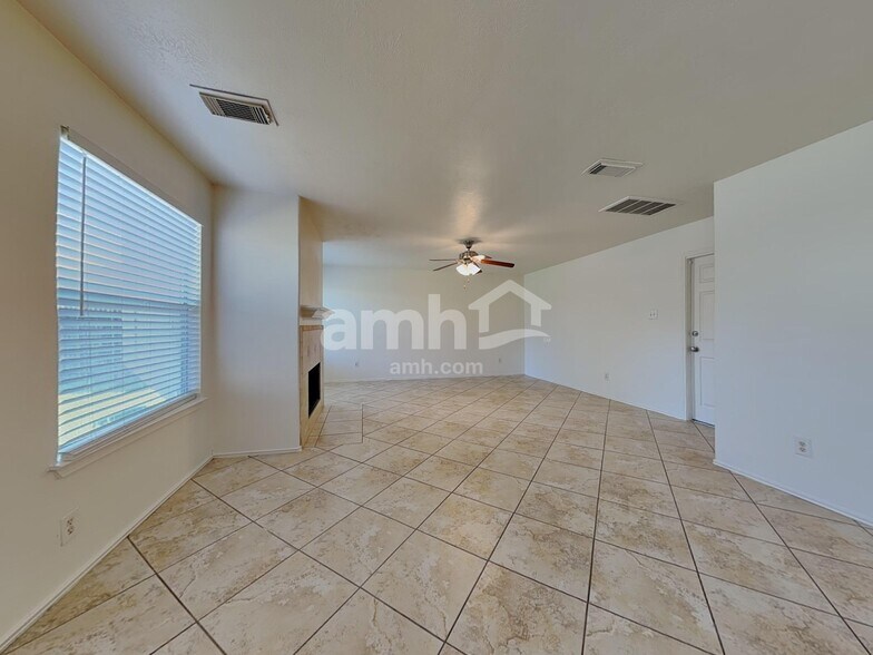 Building Photo - 10434 Hamlet Vale Ct
