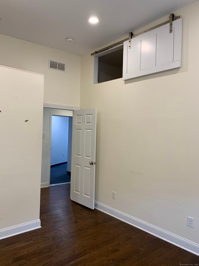 Building Photo - 66 Cedar St