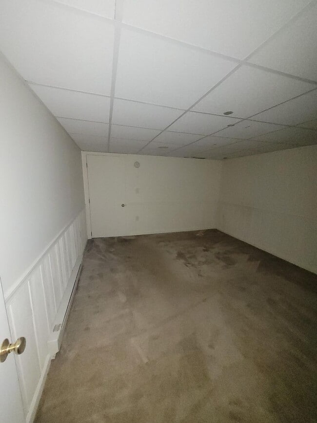 Building Photo - 135 W Main Street