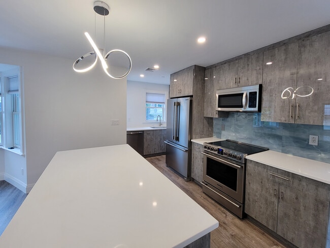 Unit B - DeVoe Elite