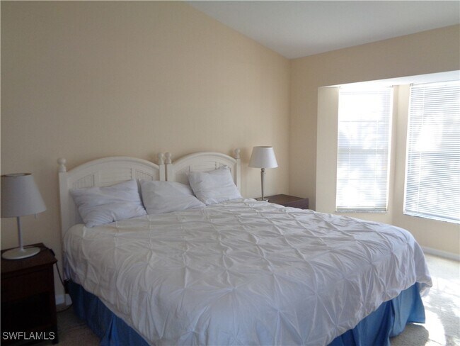 Building Photo - 6115 Reserve Cir