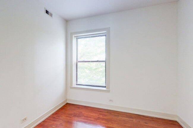 Floorplan - 5234-5244 S. Ingleside Avenue