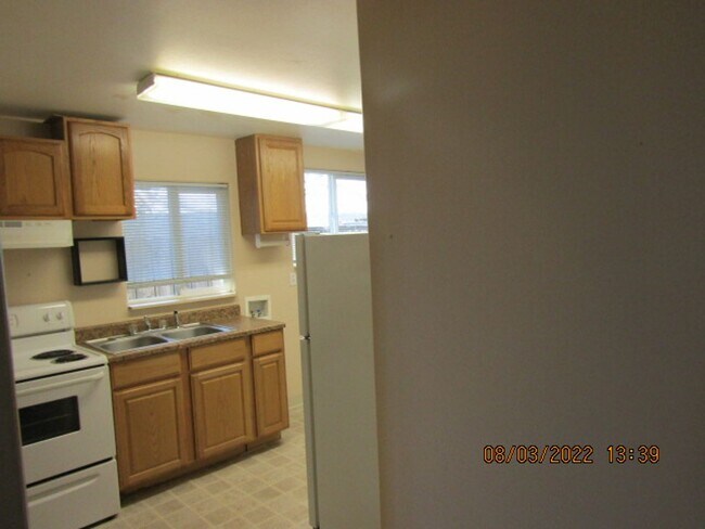 Building Photo - 700 2nd Ave