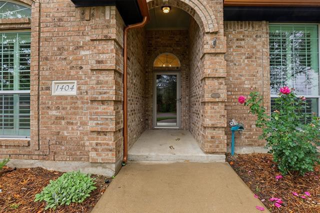 Building Photo - 1404 Chaucer Dr