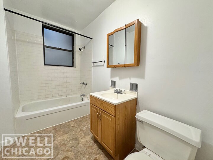 Building Photo - 2323 N Kedzie Blvd