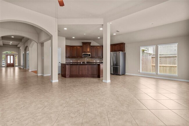 Building Photo - 26519 Longleaf Valley Dr