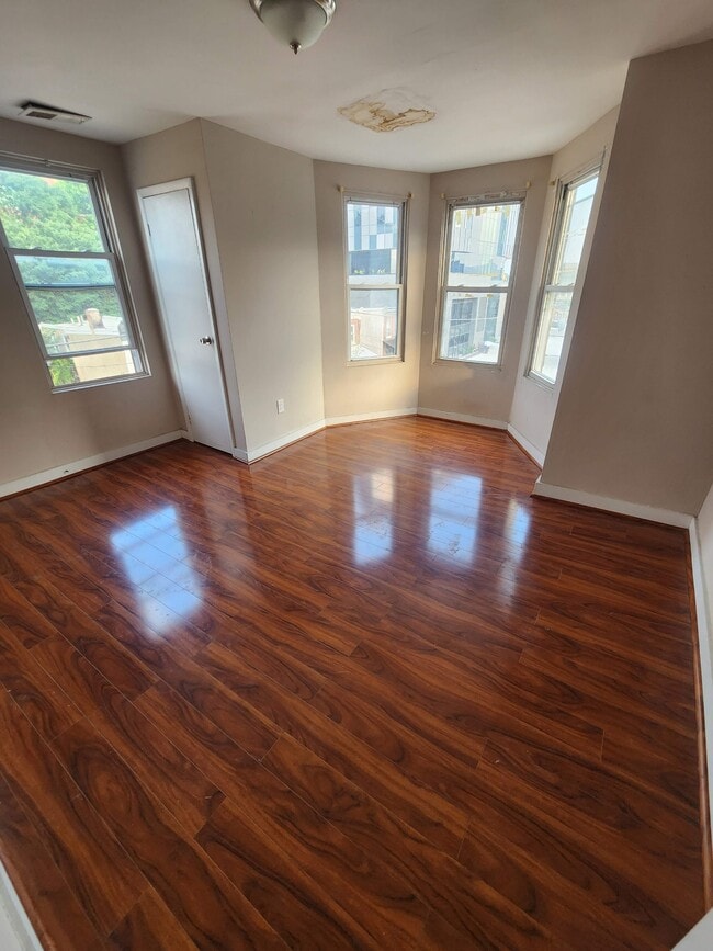 Building Photo - 4200 Powelton Ave