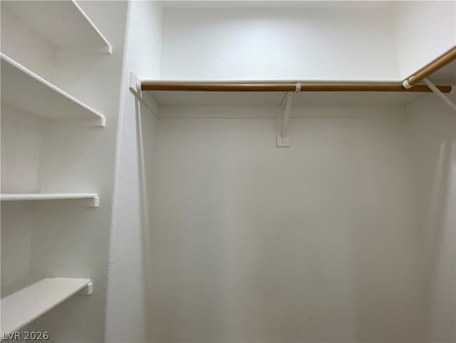Building Photo - 10549 Cedar Run Ct