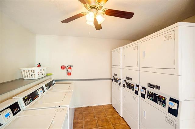 Building Photo - 2809 E William Cannon Dr