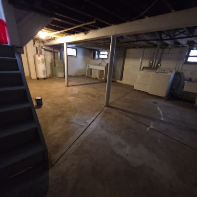 Building Photo - Single Family Home 3 beds 1 bath Available Now!