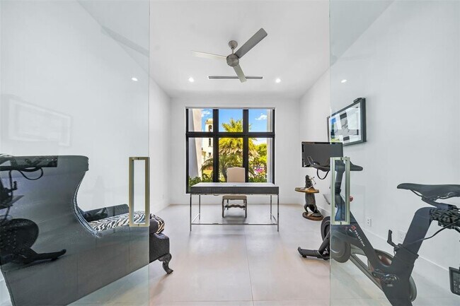 Building Photo - 2001 Marietta Dr