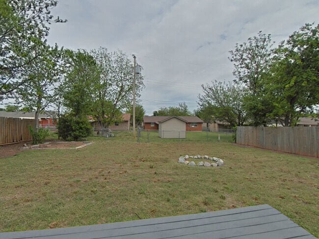 Building Photo - 409 NW 75th St