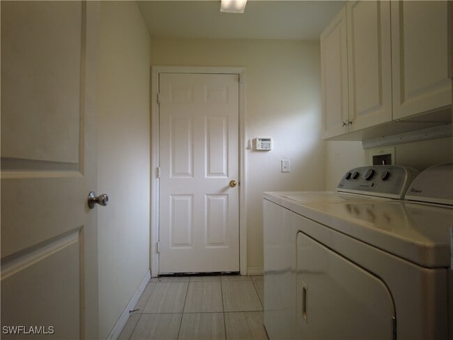 Building Photo - 9351 Aegean Cir
