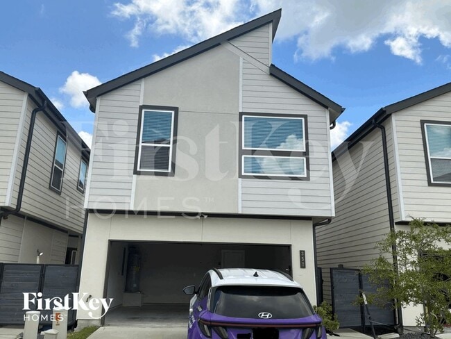 Building Photo - 357 N Centro Cir