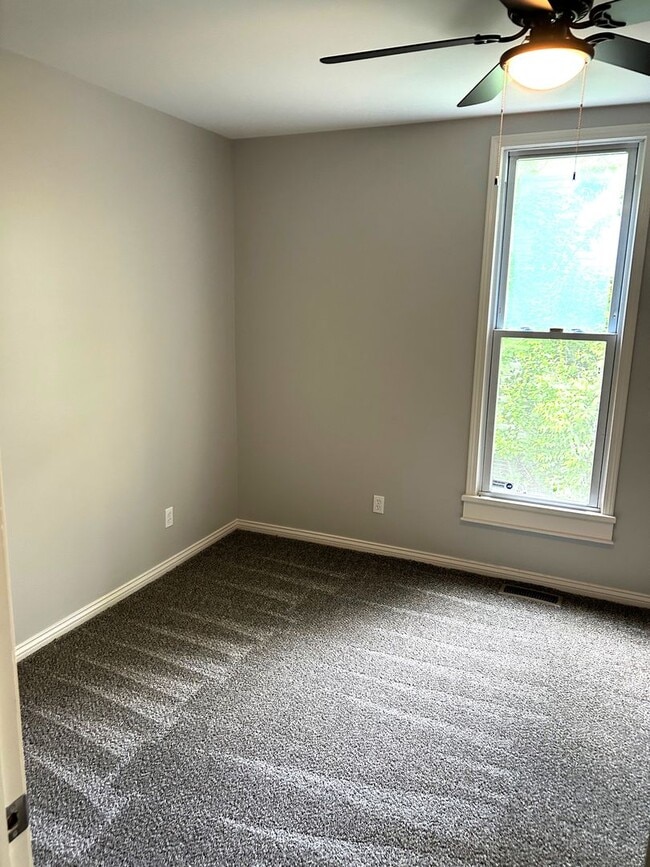 Building Photo - *** Coming Soon – Rare Downtown Corydon Rental! ***
